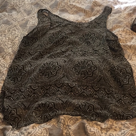 Old Navy Sheer Tank Top - Picture 2 of 2